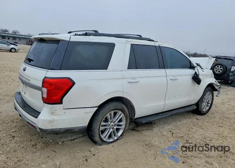 2024 Ford Expedition Xlt z USA, uszkodzony, nr VIN 1FMJU1H88REA02163